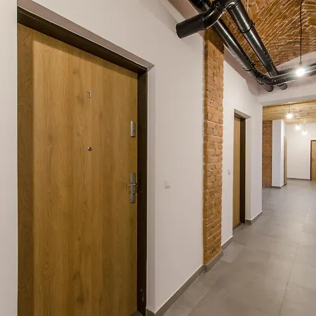 Loft 2 In The Center- Parking, Wifi, 24h Check-in *